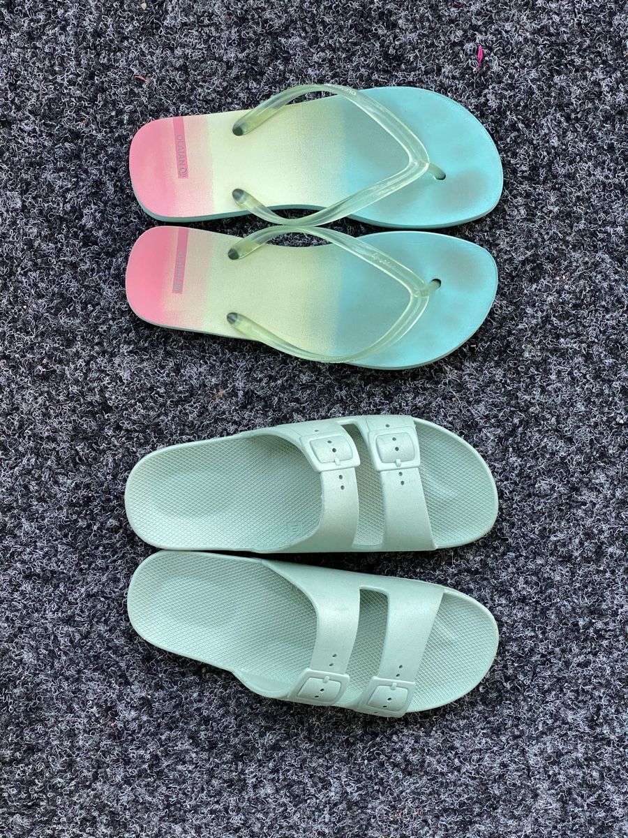 Scarpe da donna: 2x Strandschuhe Flip Flops, Gr.39-40 – Usato da Ehrendingen venduto da Uxaxa 1