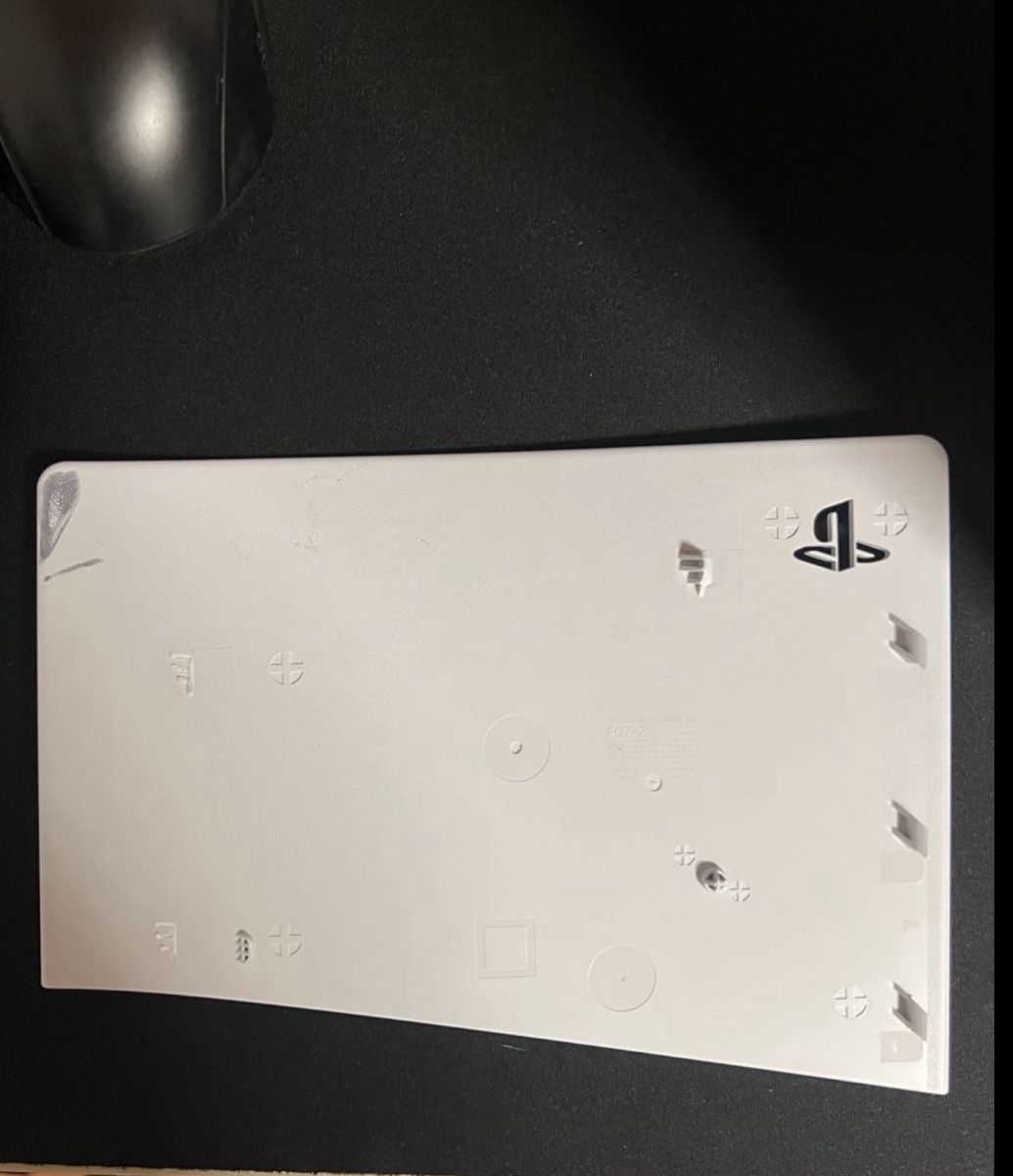 Sony Konsolen: Sony PS5 Digital Console mit 1 controller – Gebraucht aus Zürich von inf_7c5k 5