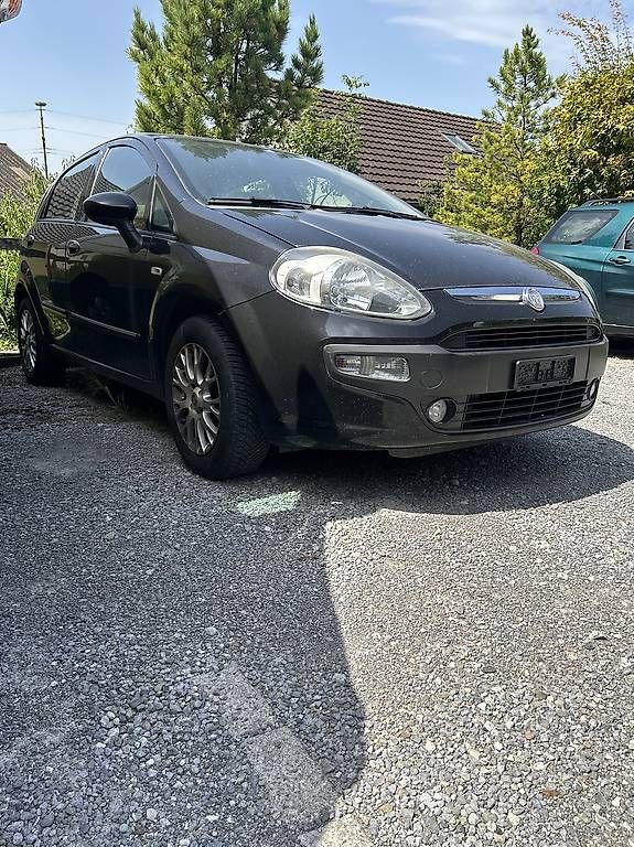 Autos: Fiat Punto 1.4 – D'occasion à Unterlunkhofen par for_6lv5 1