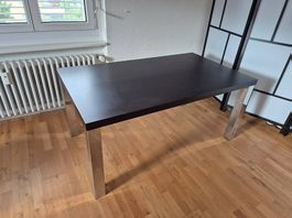 GRATIS --- ESSTISCH UND 6 STÜHLE