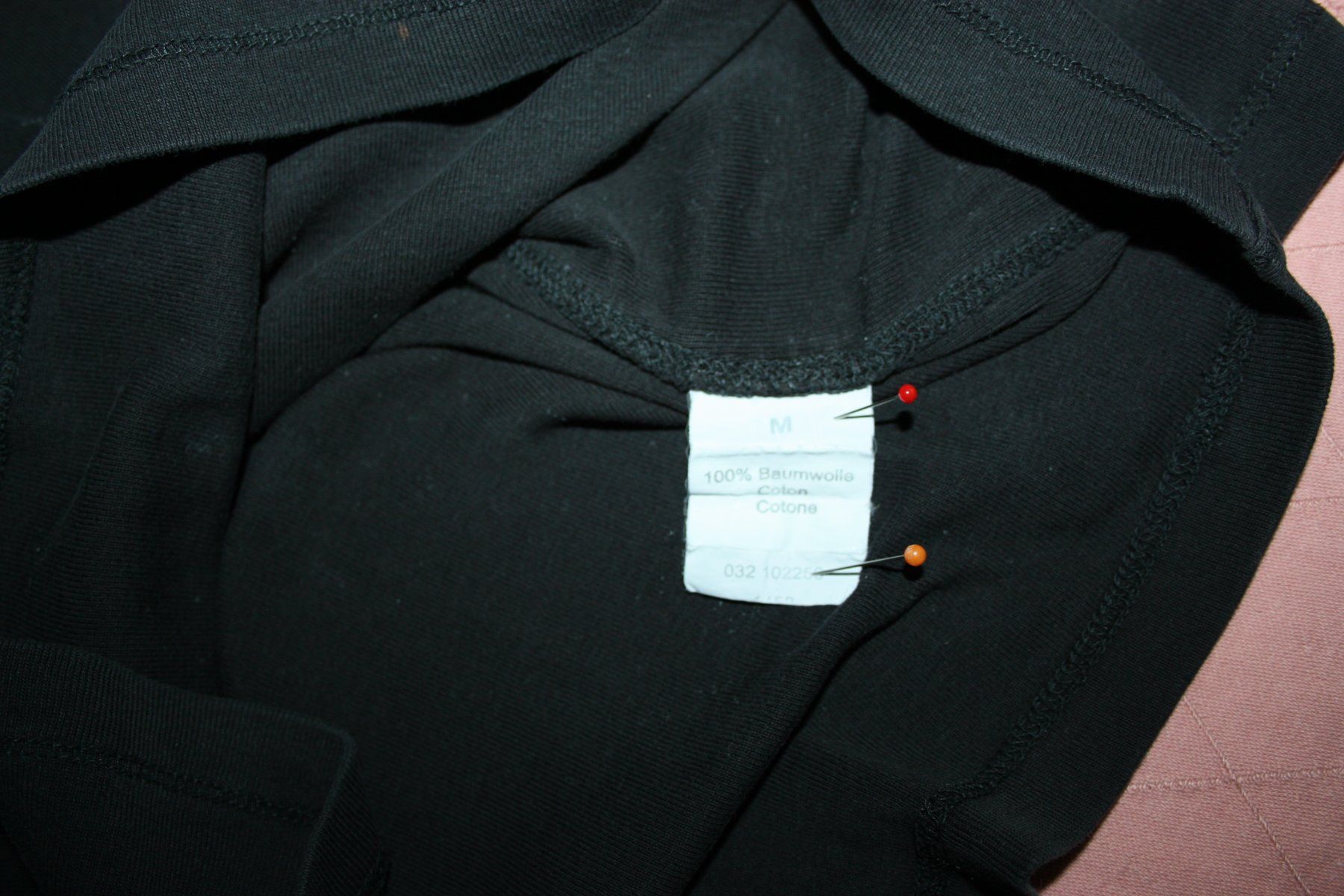 T-Shirts: T-Shirt Langarm Chris Line schwarz Gr. M – Gebraucht aus Flüelen von Diversicum-Textil 2