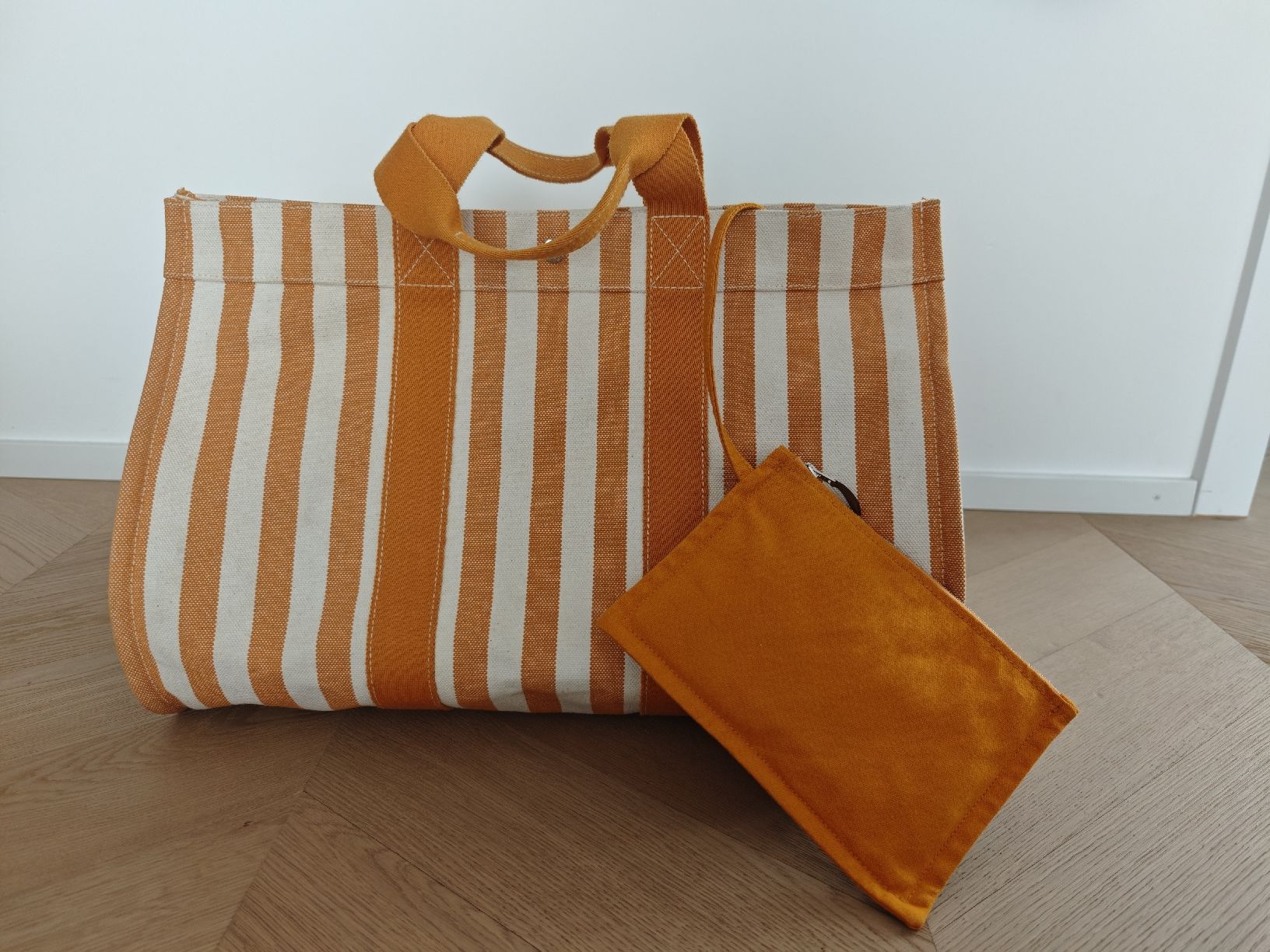 Hermès Taschen für Damen: HERMÈS Cannes Tote Bag Canvas Strandtasche – Gebraucht aus Erlenbach ZH von nlh