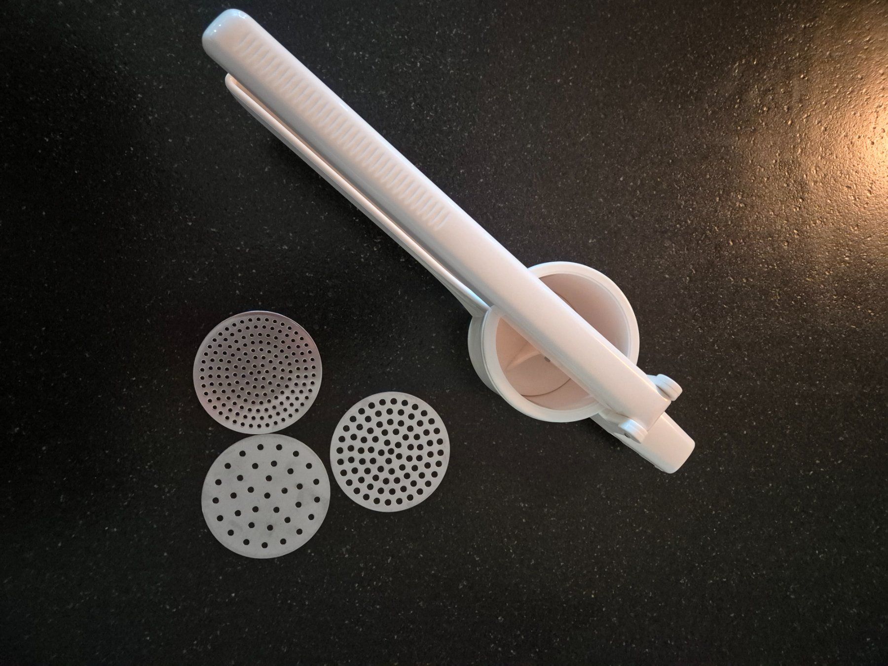 Tutte le macchine: Migros presse-purée comme neuf – Usato da Satigny venduto da Helene2014 3