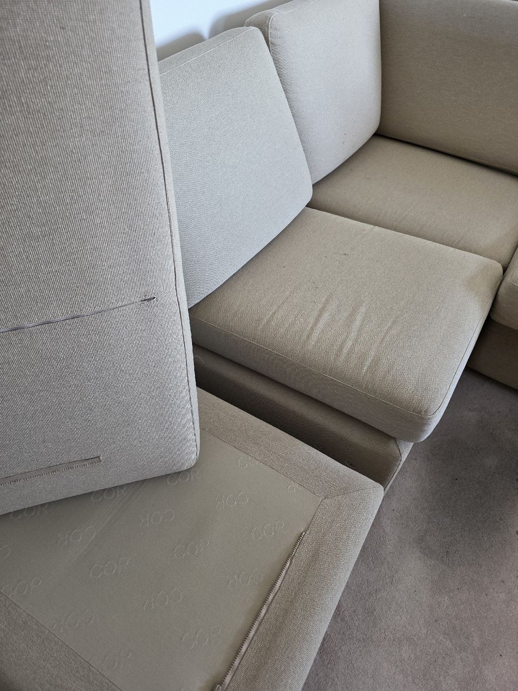 Divani: Sofa – Nuovo (secondo la descrizione) da Biel-Bienne venduto da Zuber06 3