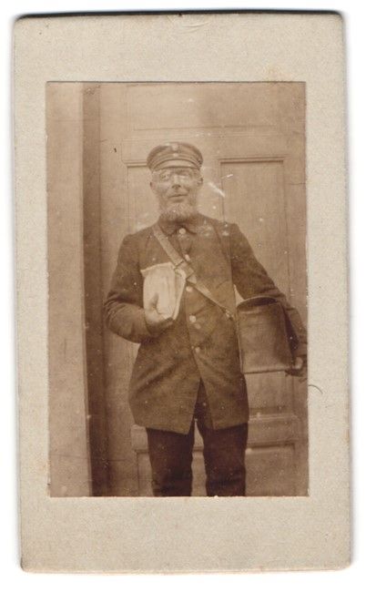 Fotografie &  Plakate: Fotografie Ansicht Wangerooge, Postbote  – Gebraucht aus Berlin von bartko-reher