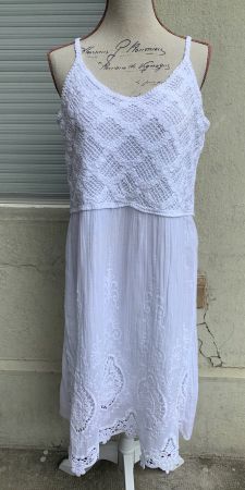 Superbe robe crochet broderie&transparence MADE ITALY t.M-L