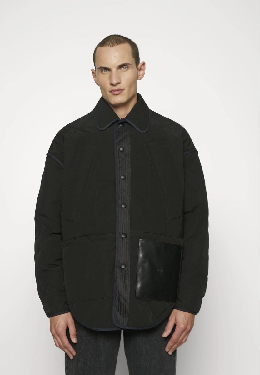 Giacche: N°21 GIUBBOTTO - KURZMANTEL Orginalpreis 845.- – Nuovo e nell'imballaggio originale da Zürich venduto da luxuryoutlet1 2