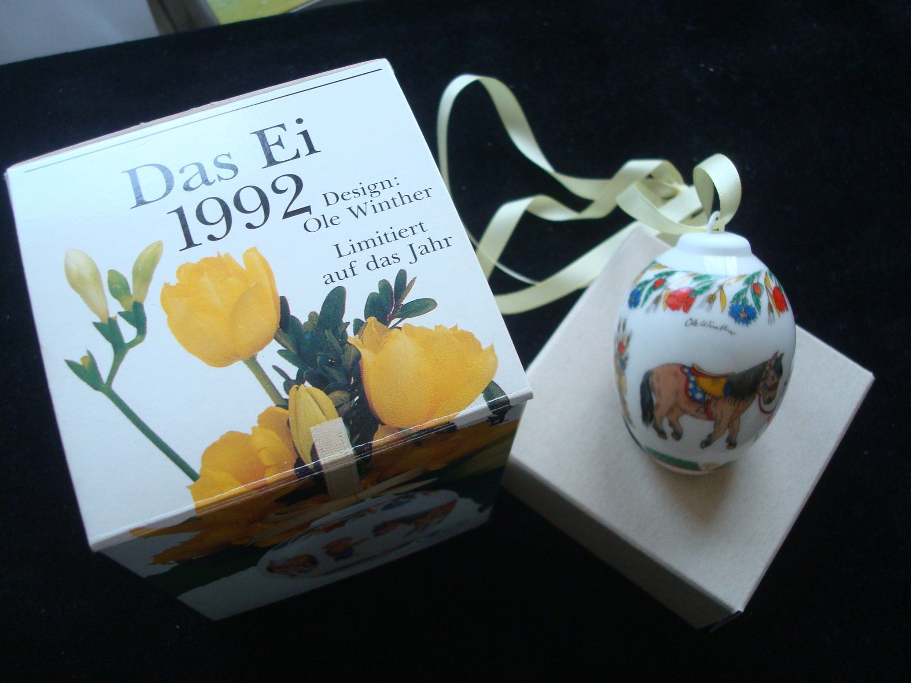Hutschenreuther Tutte le decorazioni: Hutschenreuther Ei 1992 – Nuovo (secondo la descrizione) da Riehen venduto da Baerewaegli