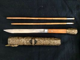 Tibet China Reisebesteck mit Messer und Essstäbchen