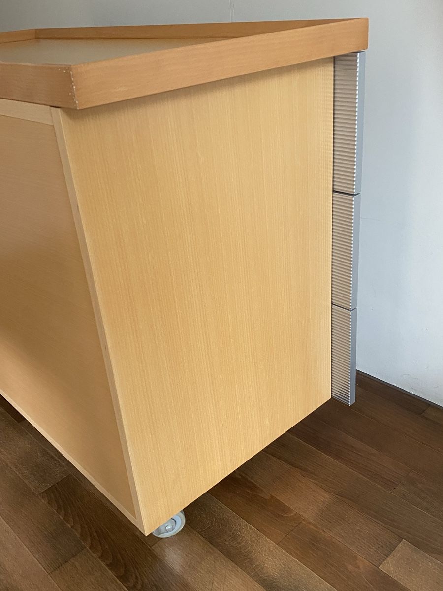 Ligne Roset Cassettiere: Lignet Roset Designer Schubladen-Kommode von Peter Maly – Usato da Luzern venduto da katya8290 5
