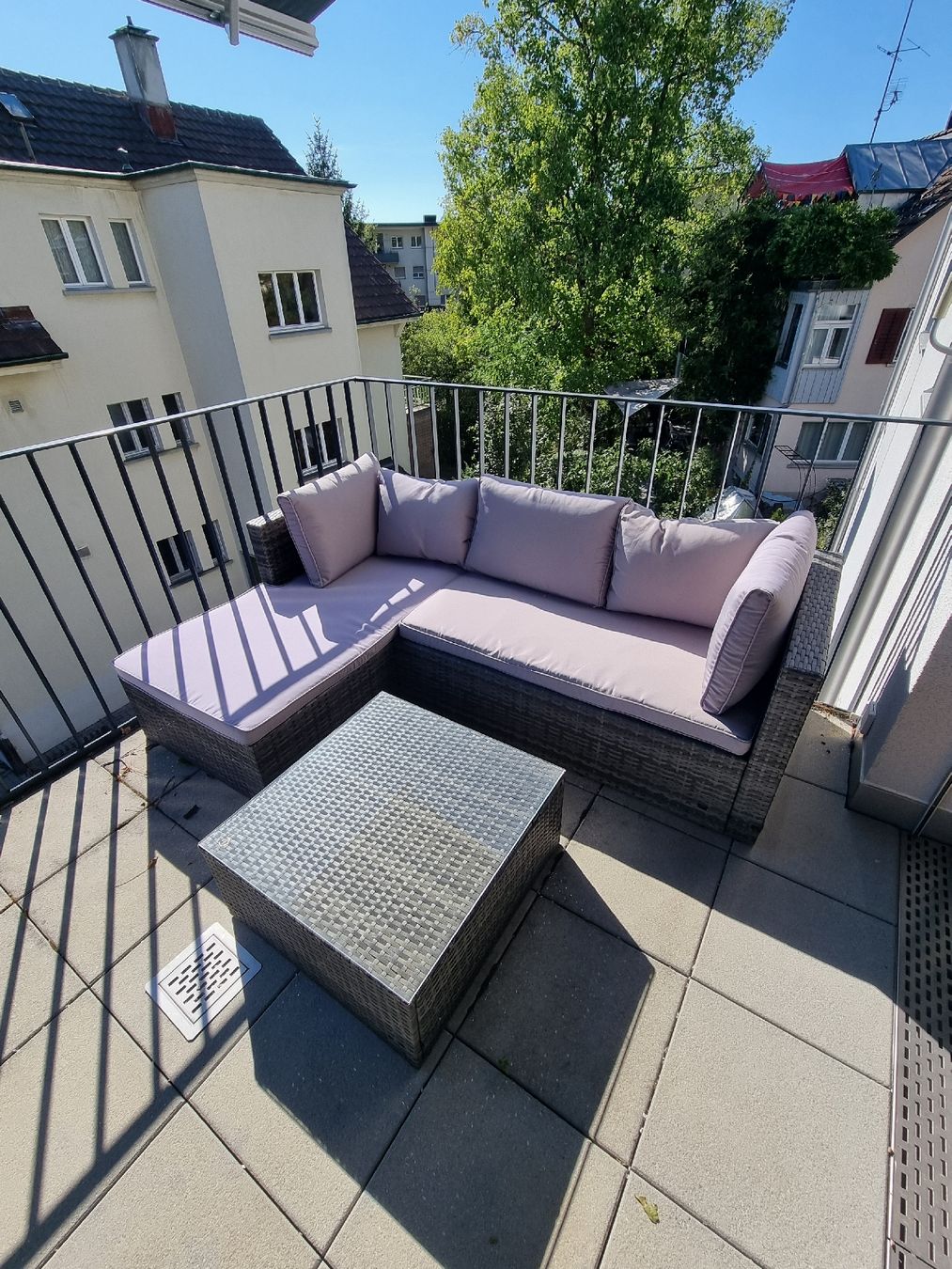 Divani: Rattan Lounge – Usato da Winterthur venduto da baennste 2