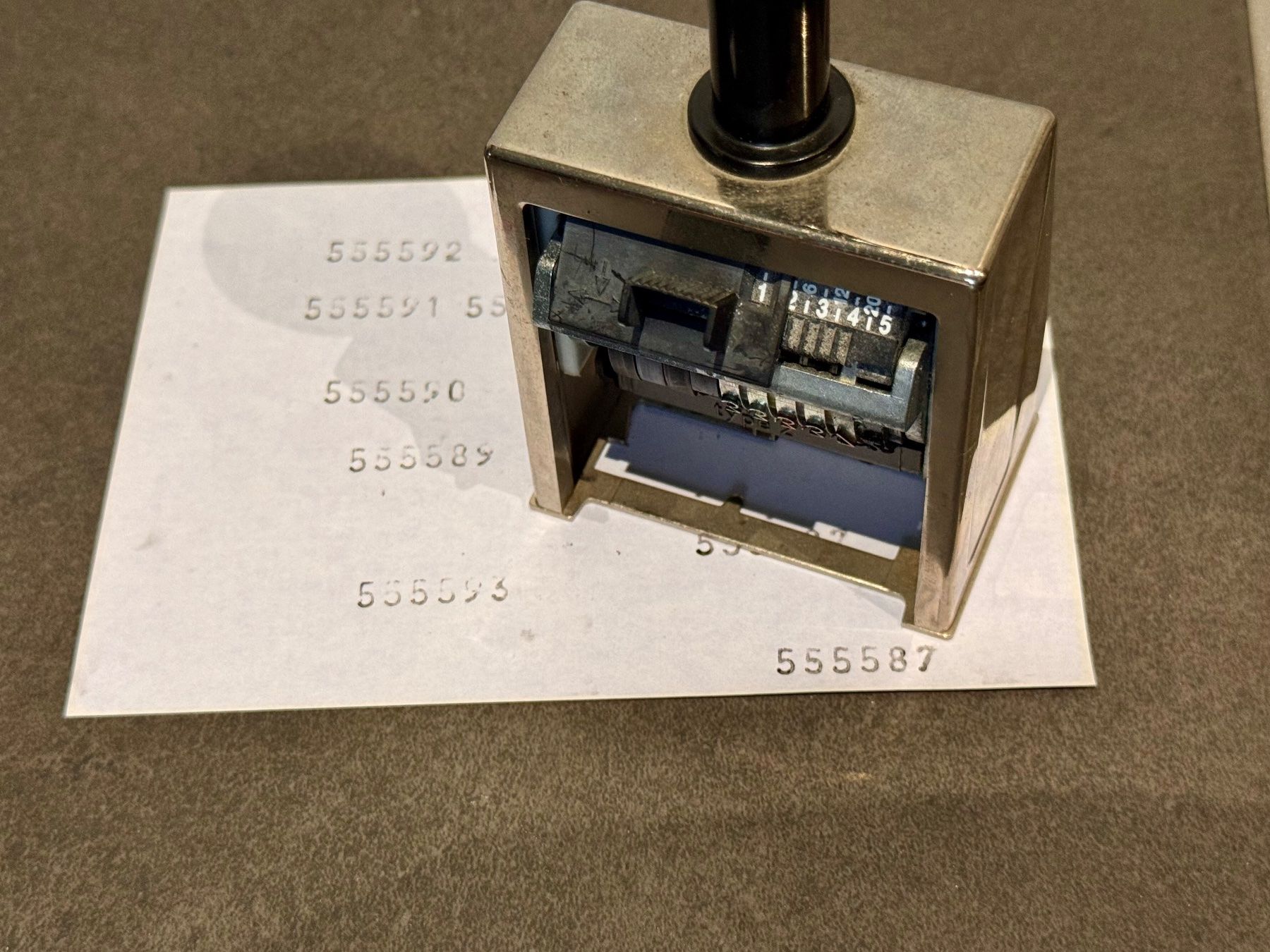 Timbri: Praktischer REINER Numeroteur B6 Stempel – Usato da Rothrist venduto da Fondgruebe 6