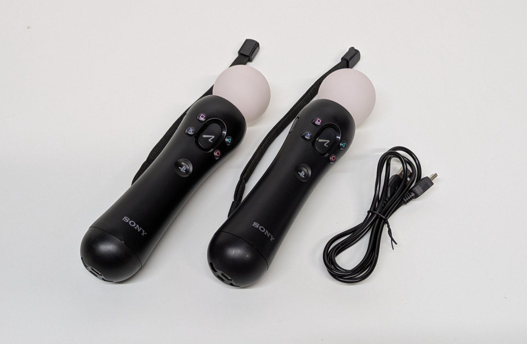 Sony Controller: 2 PlayStation Move Controller (VR) – Usato da Menziken venduto da mame18