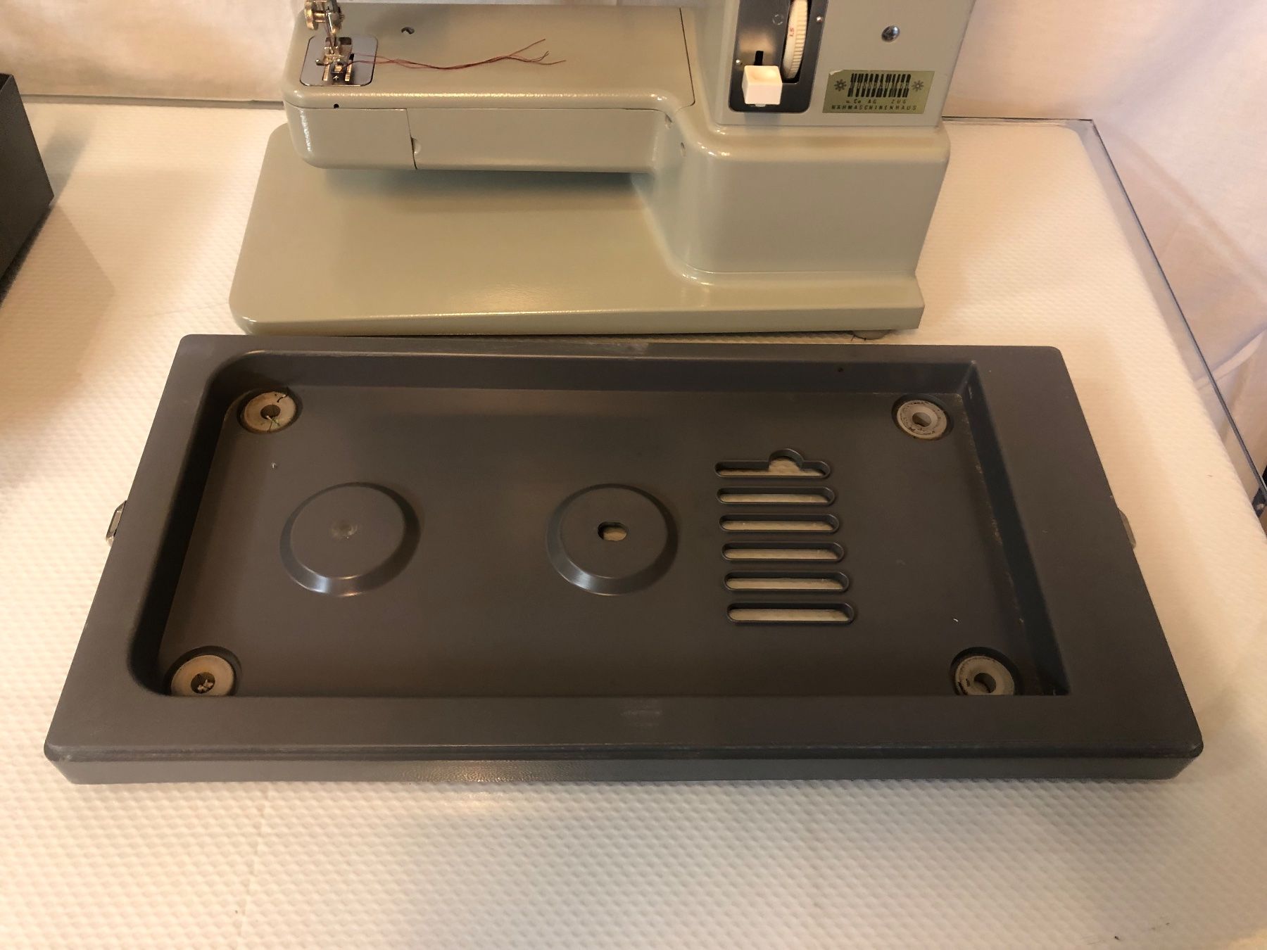 Pfaff Macchine da cucire: Nähmaschine PFAFF 97 – Difettoso da Brunnen venduto da Allerwaren 3