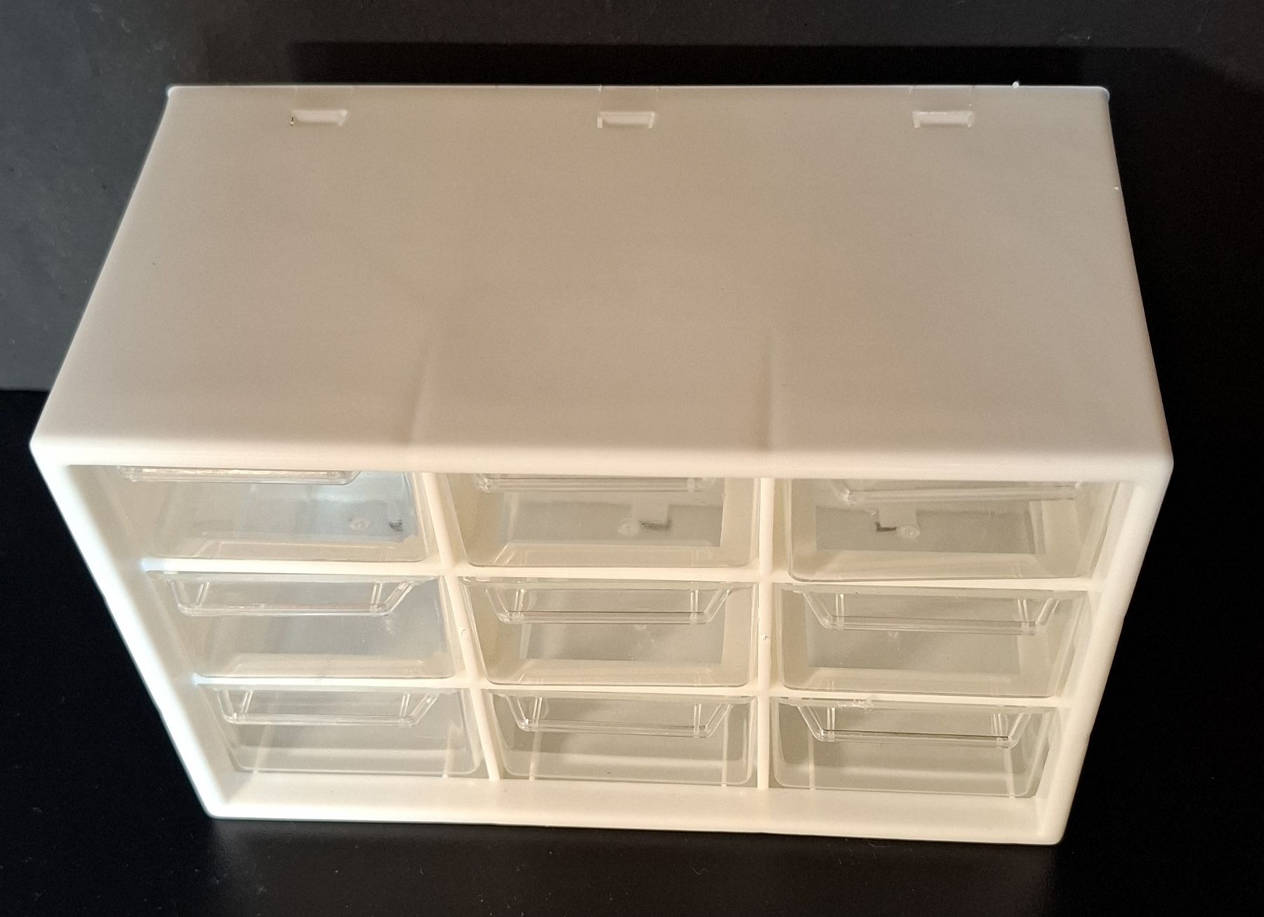 Behälter & Ähnliches: Schubladenbox mit 9 Schubladen, Wandmontage möglich – Gebraucht aus Pagig von Spring14 1