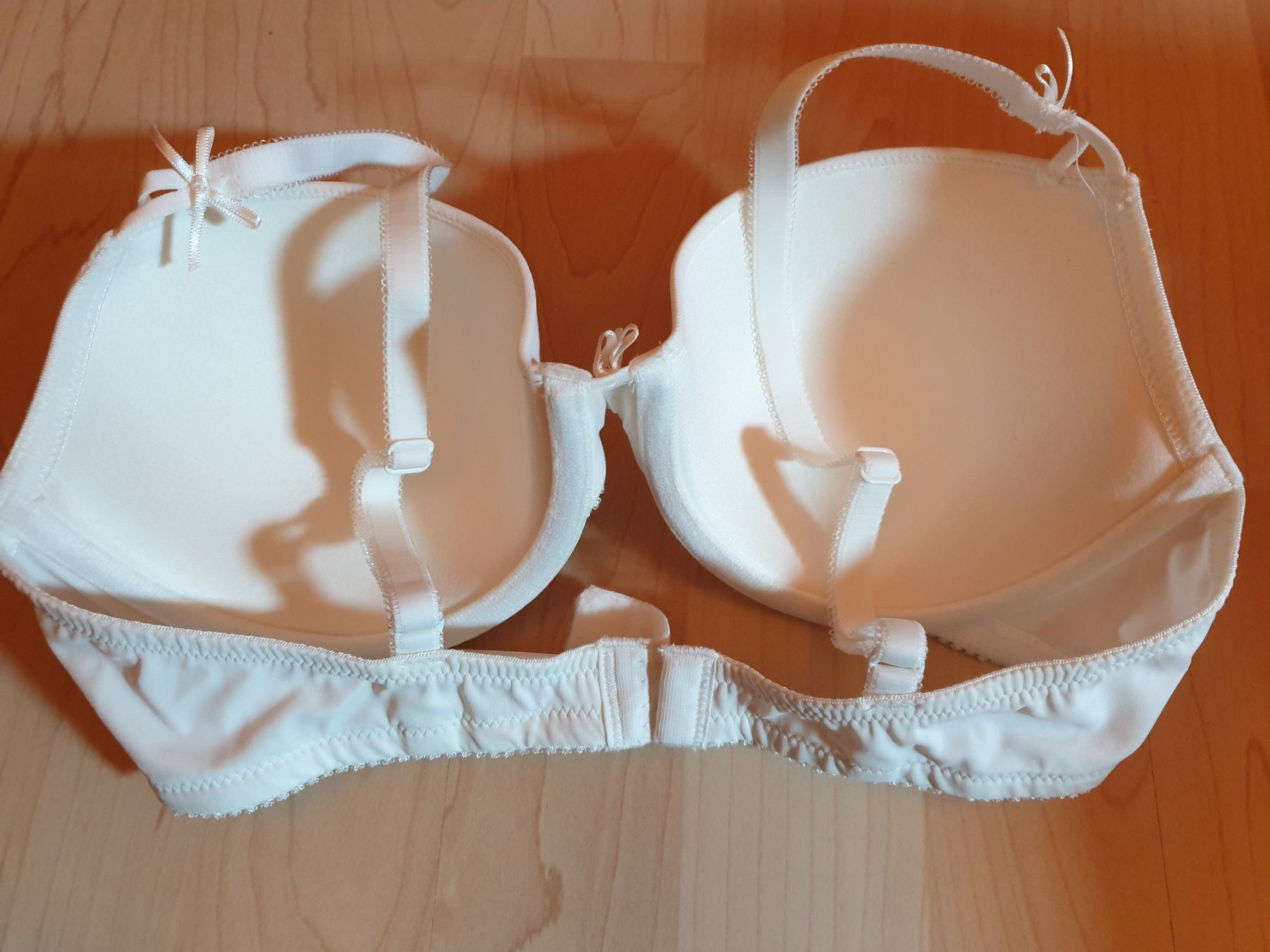 C&A Altra biancheria intima: C&A BH Grösse 75C – Nuovo (secondo la descrizione) da Reutigen venduto da Easy0807 1