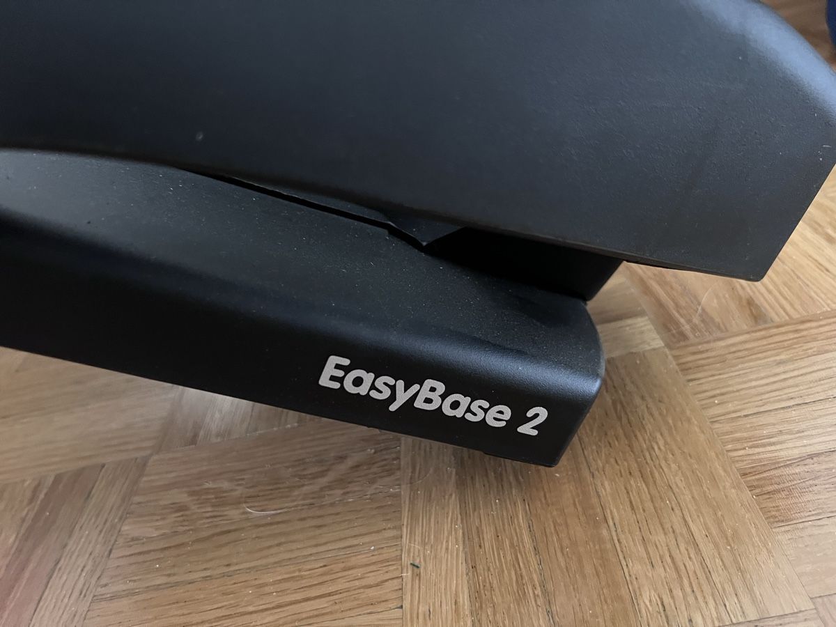 Maxi-Cosi Auto-Kindersitze: Maxi cosí comme NEUF avec easy base – Gebraucht aus Lausanne von monaliza1998 6