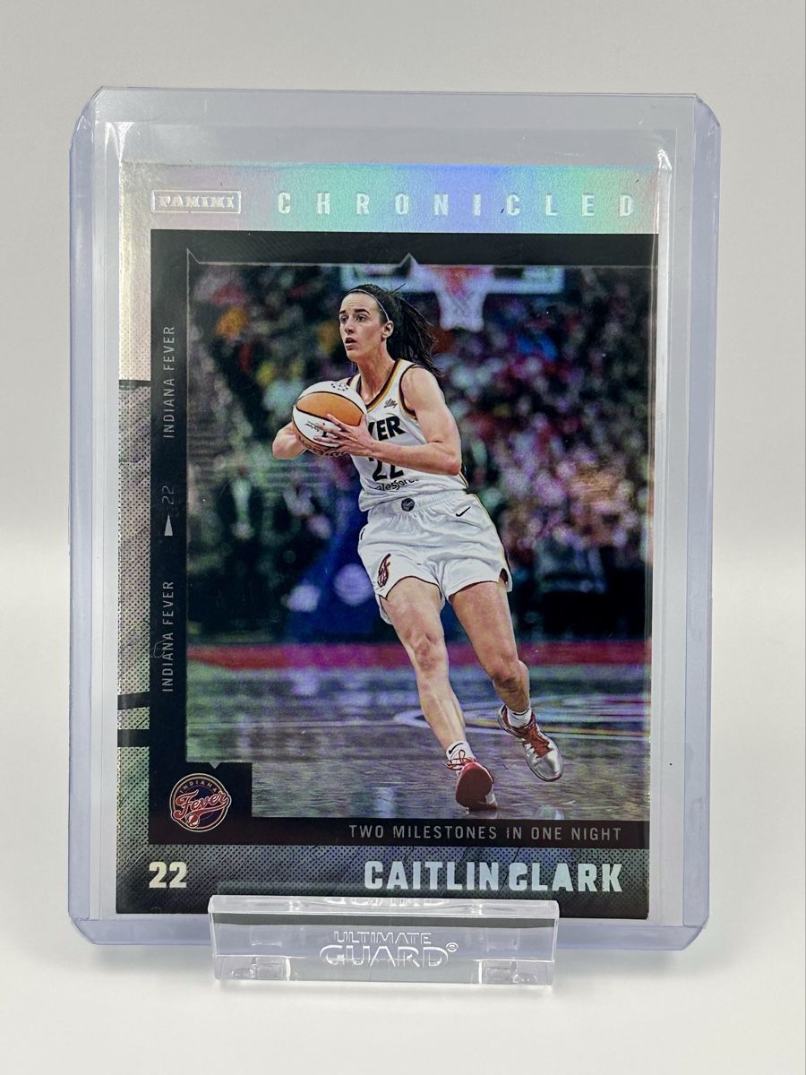 Panini Carte collezionabili: Caitlin Clark Chronicled - Panini Nr.3 Holo! – Nuovo (secondo la descrizione) da Lyss venduto da Swissmantis