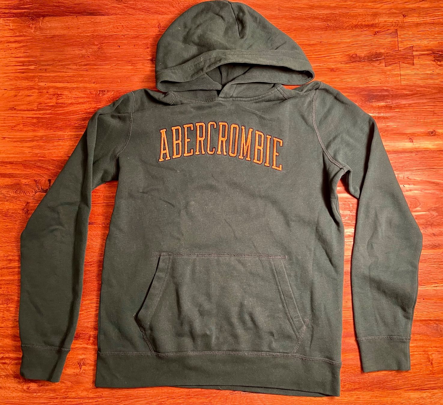 Abercrombie Maglioni & Felpe: lässiger Abercrombie Pulli Gr. 15 / 16 J. – Usato da Buchrain venduto da Sunny026