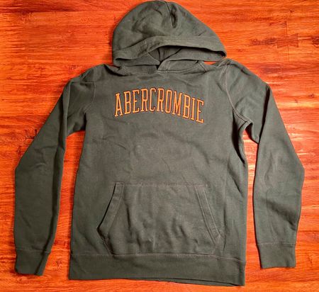 lässiger Abercrombie Pulli Gr. 15 / 16 J.