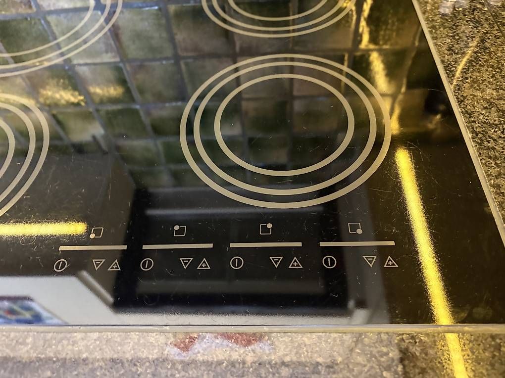Cucine: Induktions-Kochherd – Usato da Benglen venduto da Neuz 1