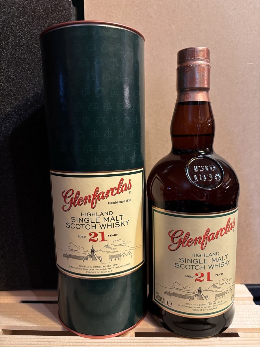Glenfarclas Bevande alcoliche: Glenfarclas 21 Years ab 1.- !!! – Nuovo e nell'imballaggio originale da Mülchi venduto da Lafite70