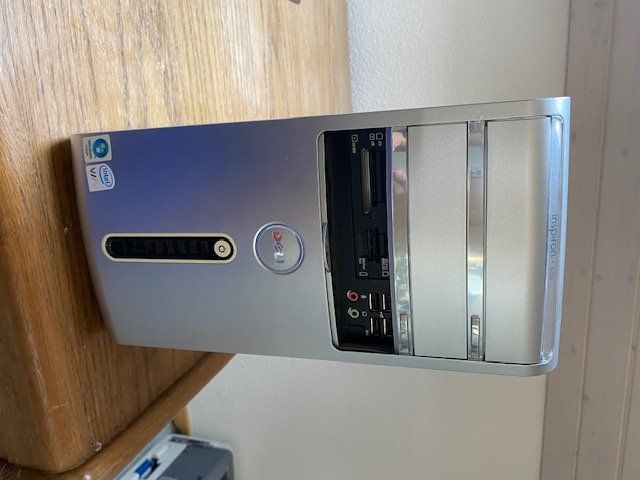 Dell Custodie: PC – Usato da Schüpfen venduto da rubli57