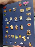 Lot de pins divers motifs et marques collection
