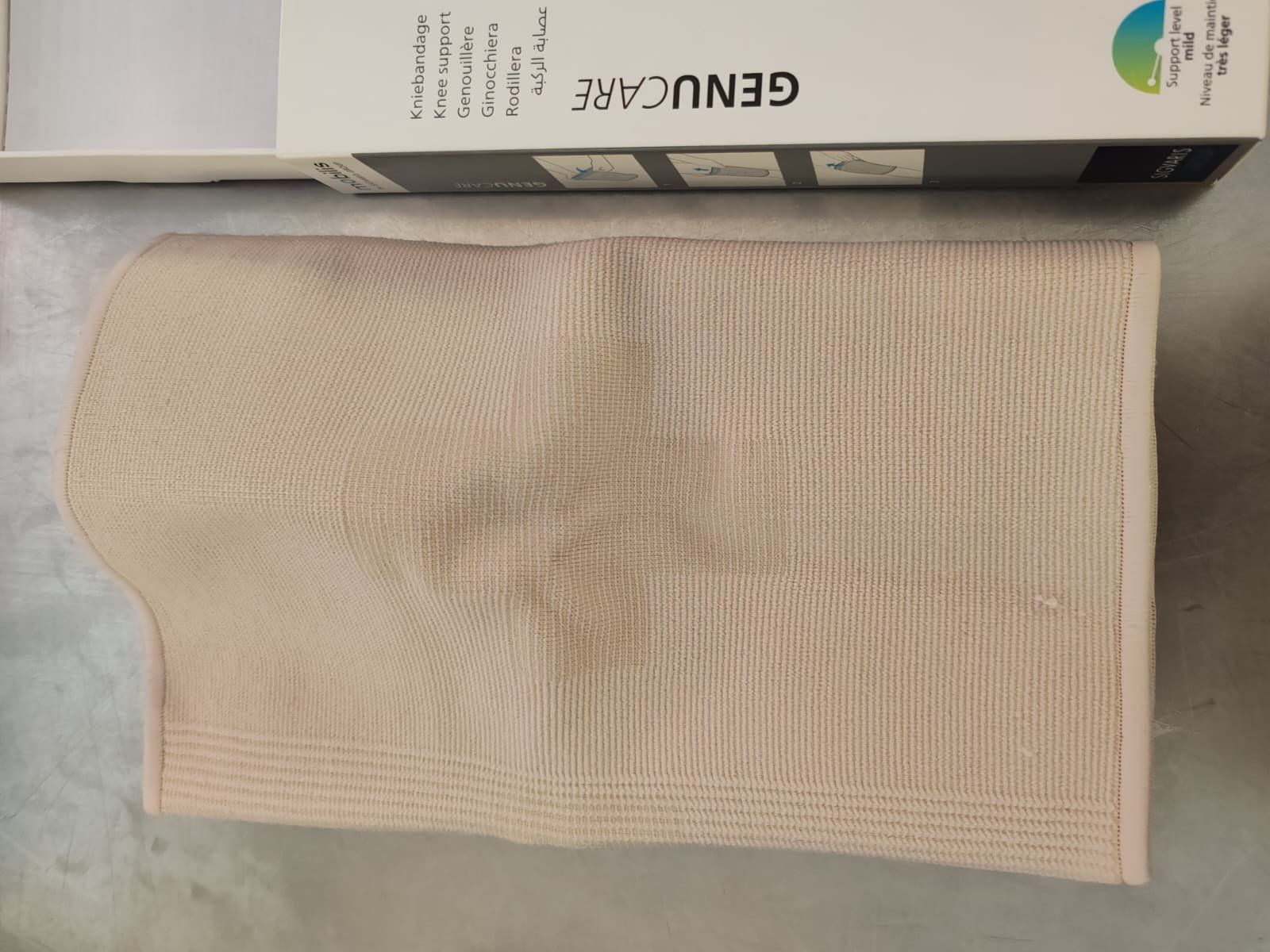 Sigvaris Appareils médicaux: 2x Sigvaris GenuCare Kniebandage - S – Neuf avec emballage d'origine à Bern par PrettyGood 3