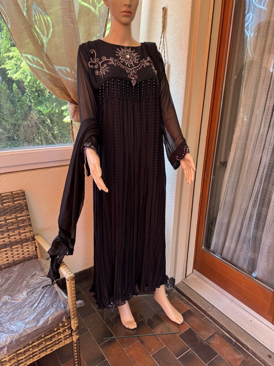Kleider: – Elegantes Chiffon-Kleid in Grösse M – Neu und originalverpackt aus Murgenthal von mah_vy9v 3