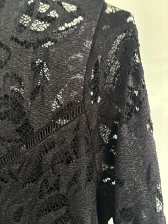 Bluse mit Spitzen, Grösse S