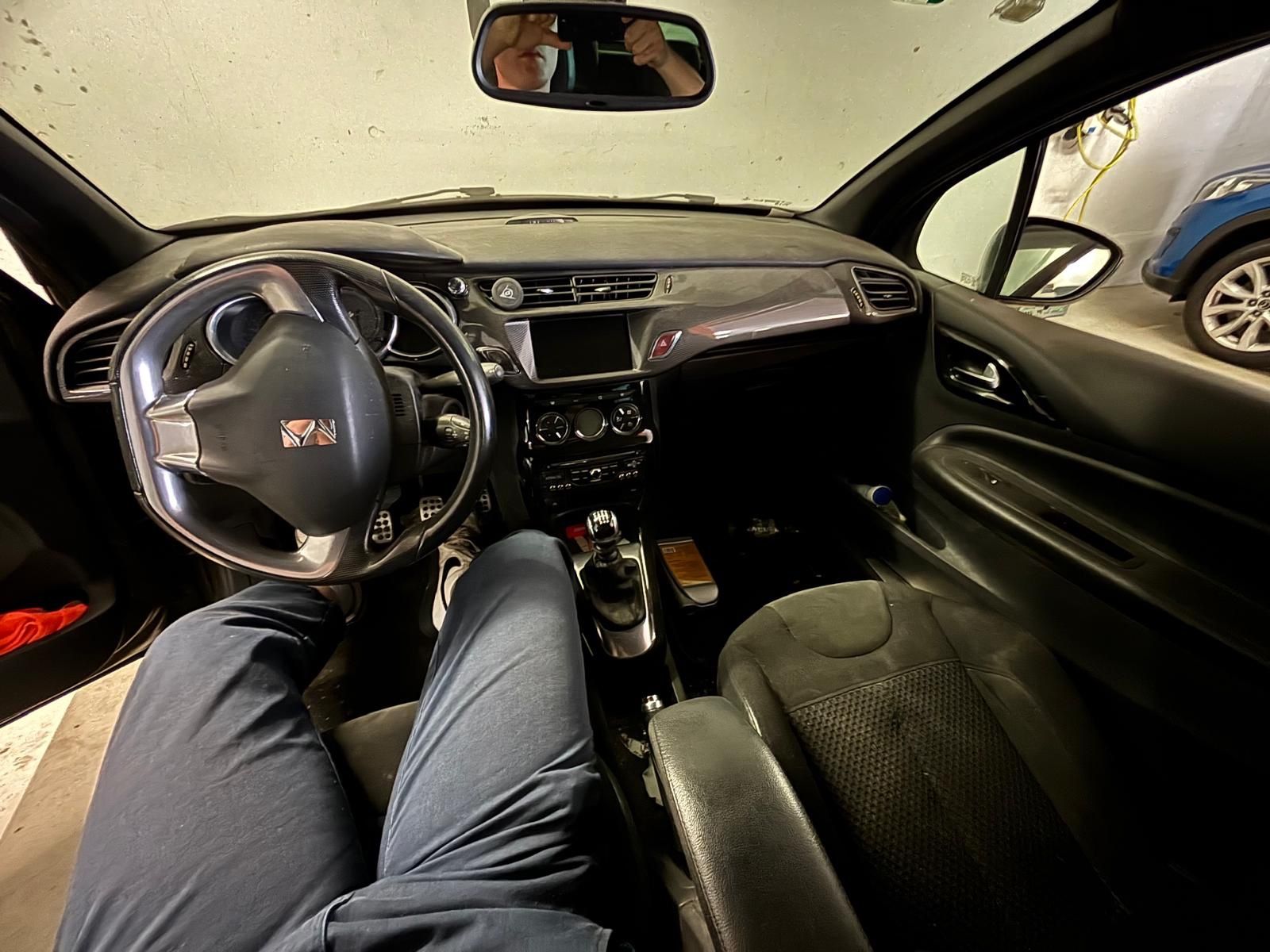 DS Automobiles Automobili: Citroen DS3 ab 1,- – Difettoso da Obfelden venduto da Wajuemfy 5