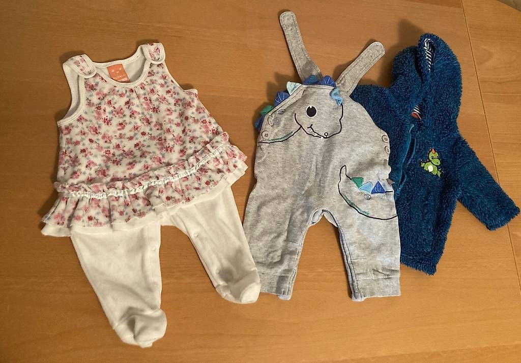 Lotti & Set di vestiti: Kinderkleider Gr. 56 – Usato da Wettingen venduto da and_g5rx