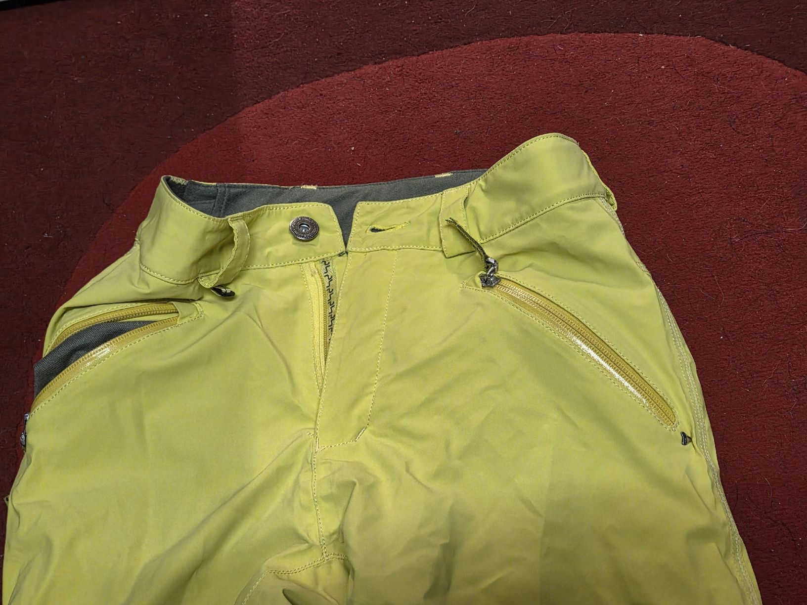 Pantaloni: Skihose Grösse XS neon-gelb – Usato da Subingen venduto da DENDLE20 3