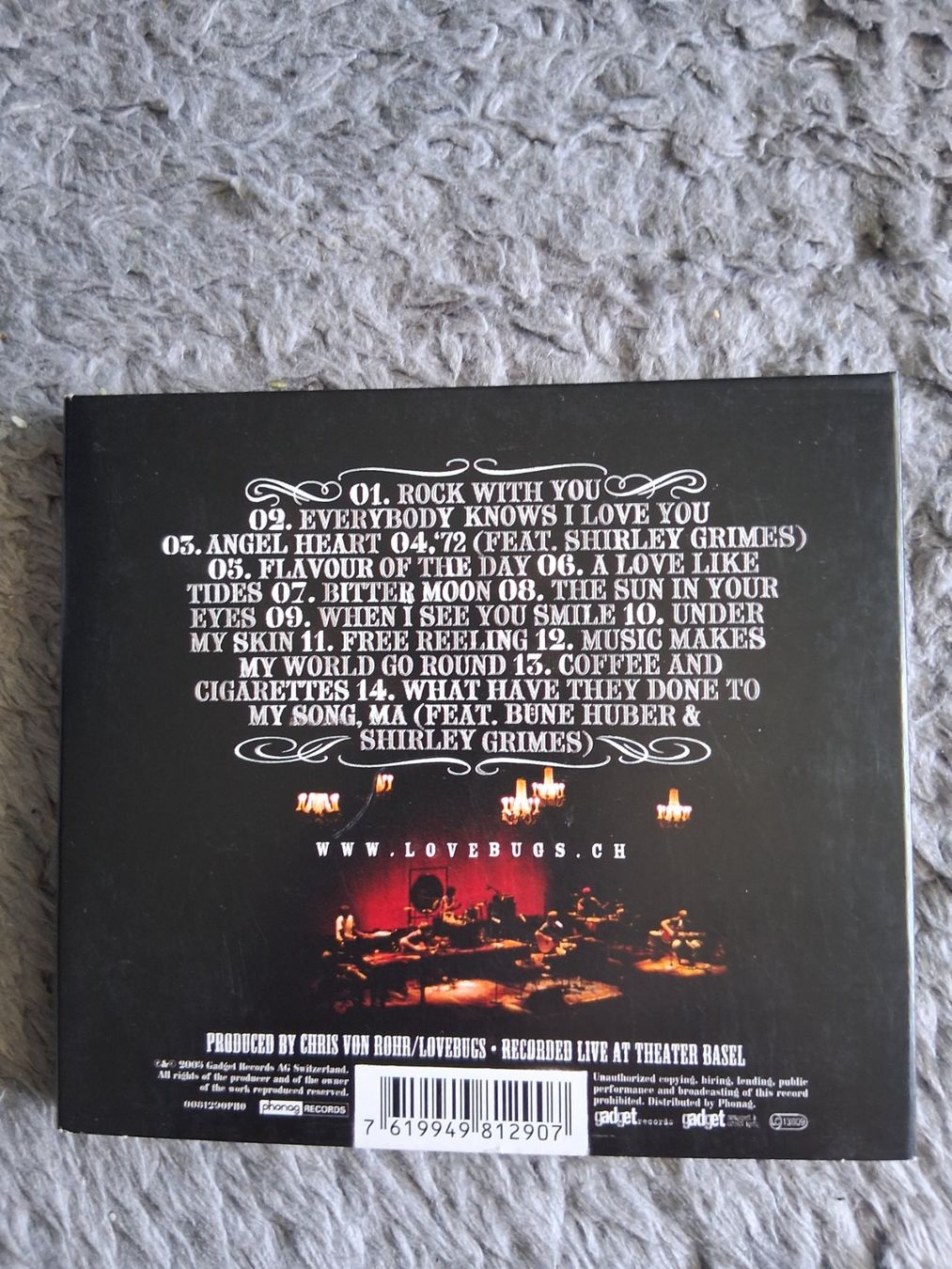 CD: LOVEBUGS        NAKED      CD – Usato da Wetzikon ZH venduto da Ramones01 1