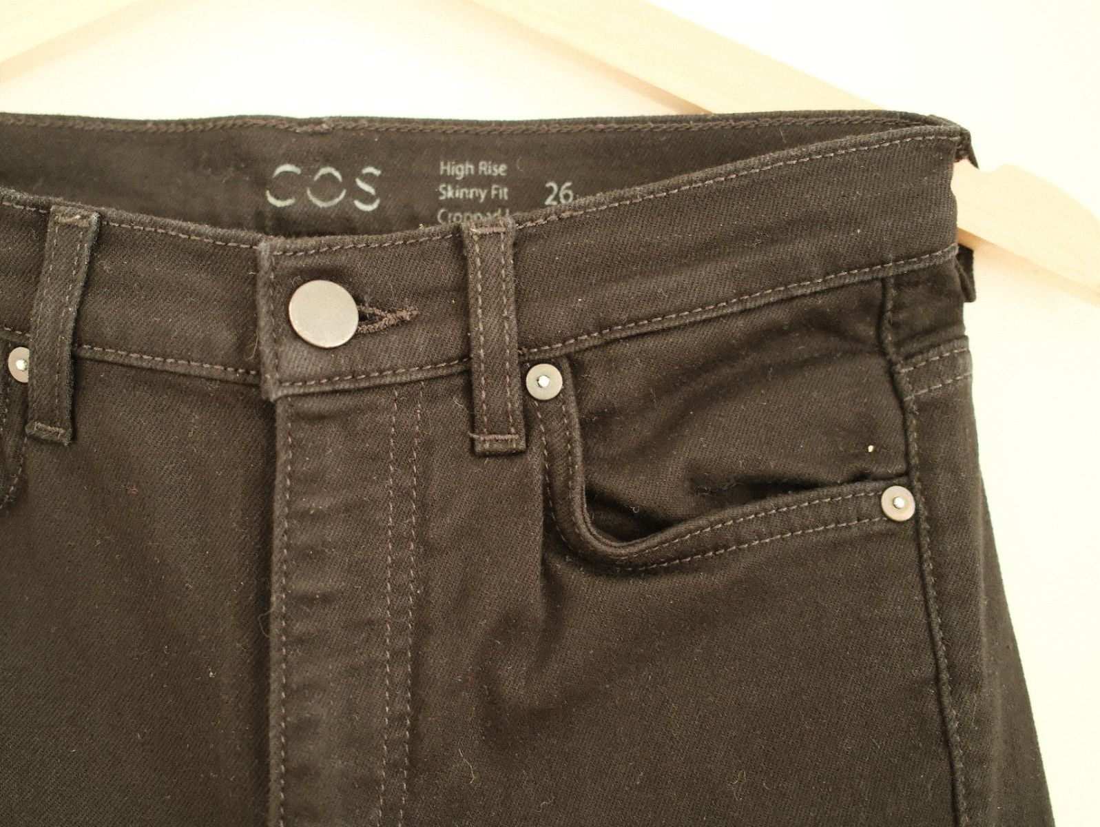 Cos Jeans: Tolle COS Jeans Gr. 26 – Usato da Thun venduto da angerber 2