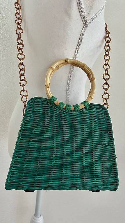 Borse da donna: Tasche grün/gold geflochten – Usato da Volketswil venduto da oli_l2zq 1