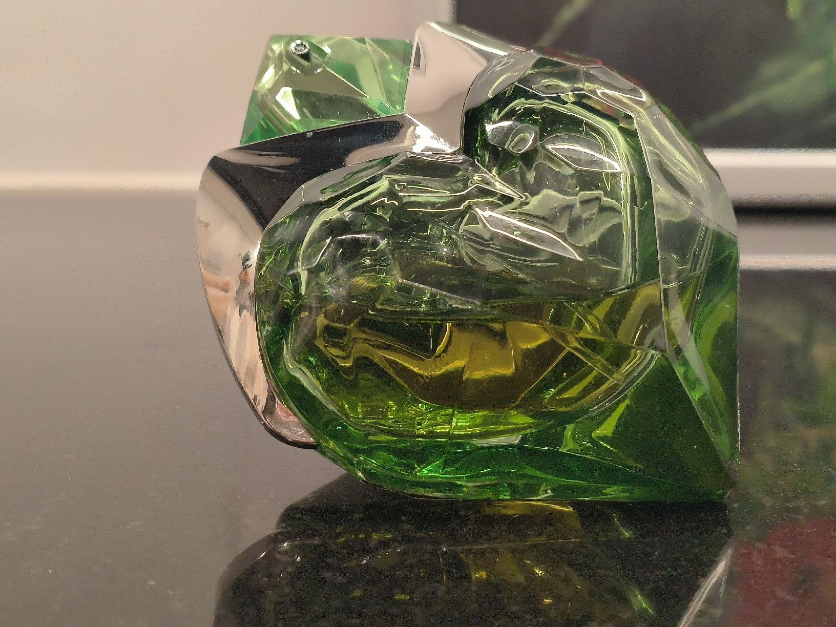 Mugler Parfum & Eau de Toilette: Mugler Aura  EDT 50ml – Gebraucht aus Carouge GE von pro_8k9d
