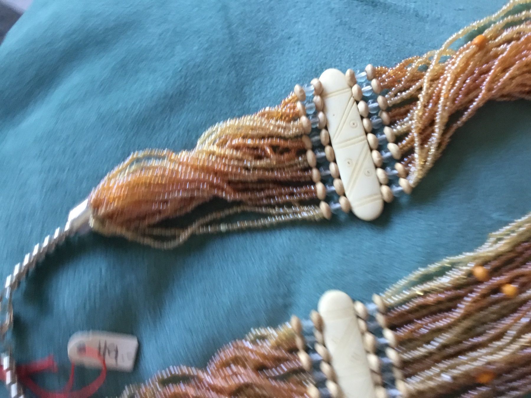 Catenine: Collier perles de verre multirangs stylé – Nuovo e nell'imballaggio originale da Le Landeron venduto da nic_8hd5 3