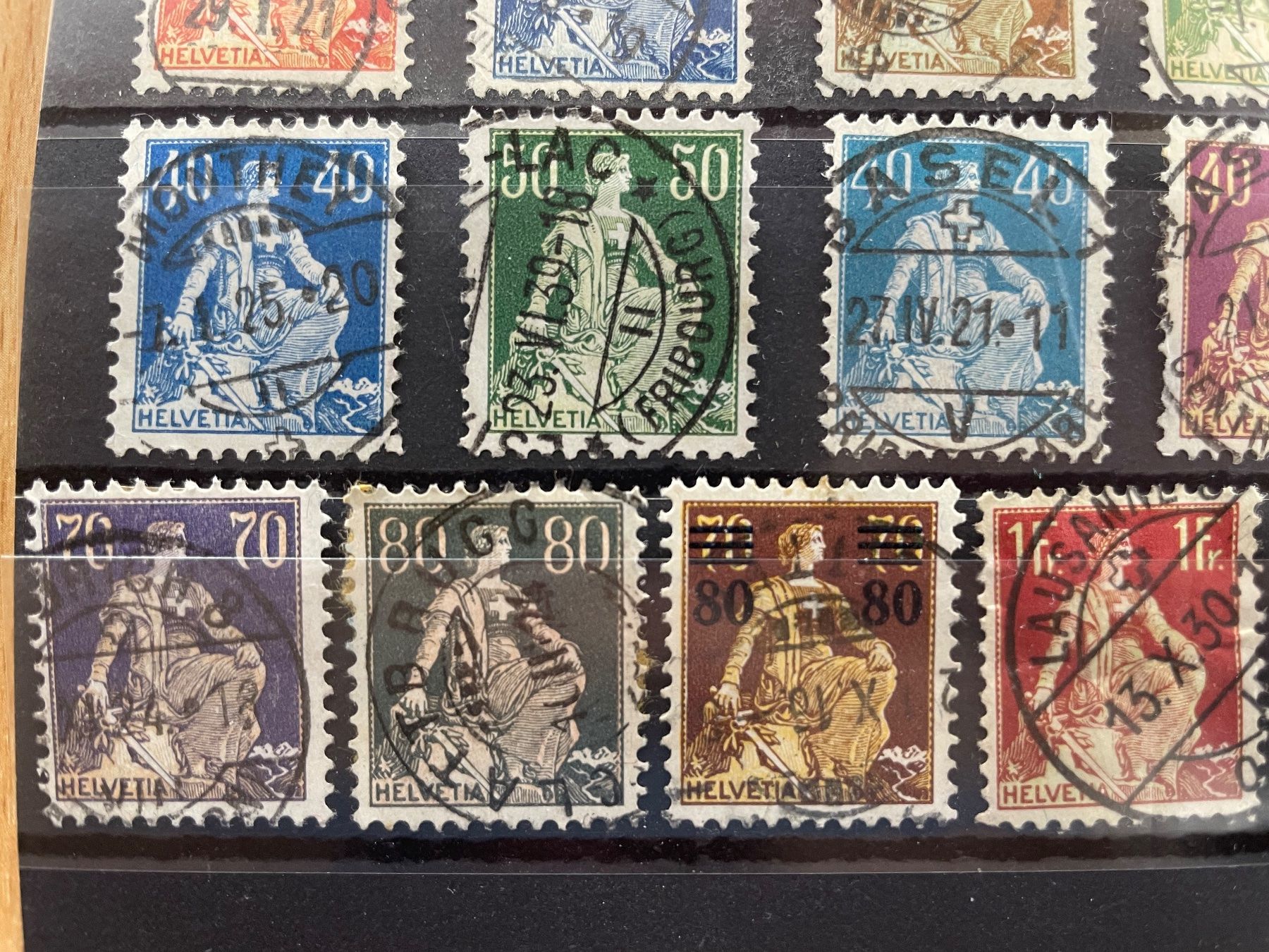 Tous les timbres: Oblit. luxe, 1.- le timbre. – D'occasion à Sonceboz-Sombeval par Comment2 2