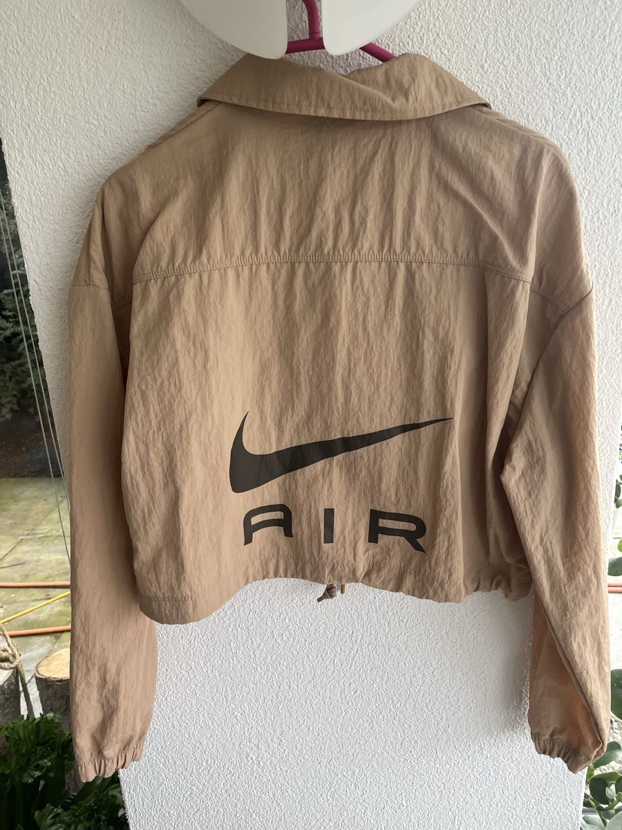 Nike Giacche & Cappotti: Nike Air Jacke XS – Usato da Kriens venduto da burnauc 1