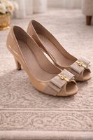 Tory Burch Pumps, nude Lackleder, Gr. 5M, Top Zustand!