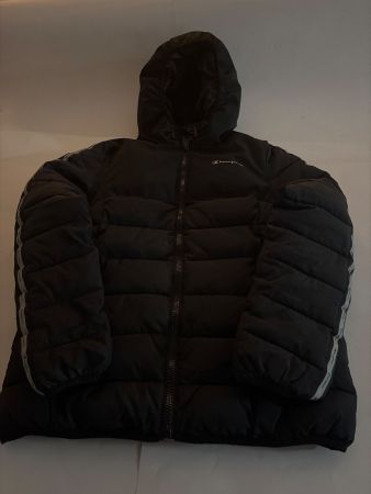 Champion Winterjacke schwarz mit Kapuze Grösse XL