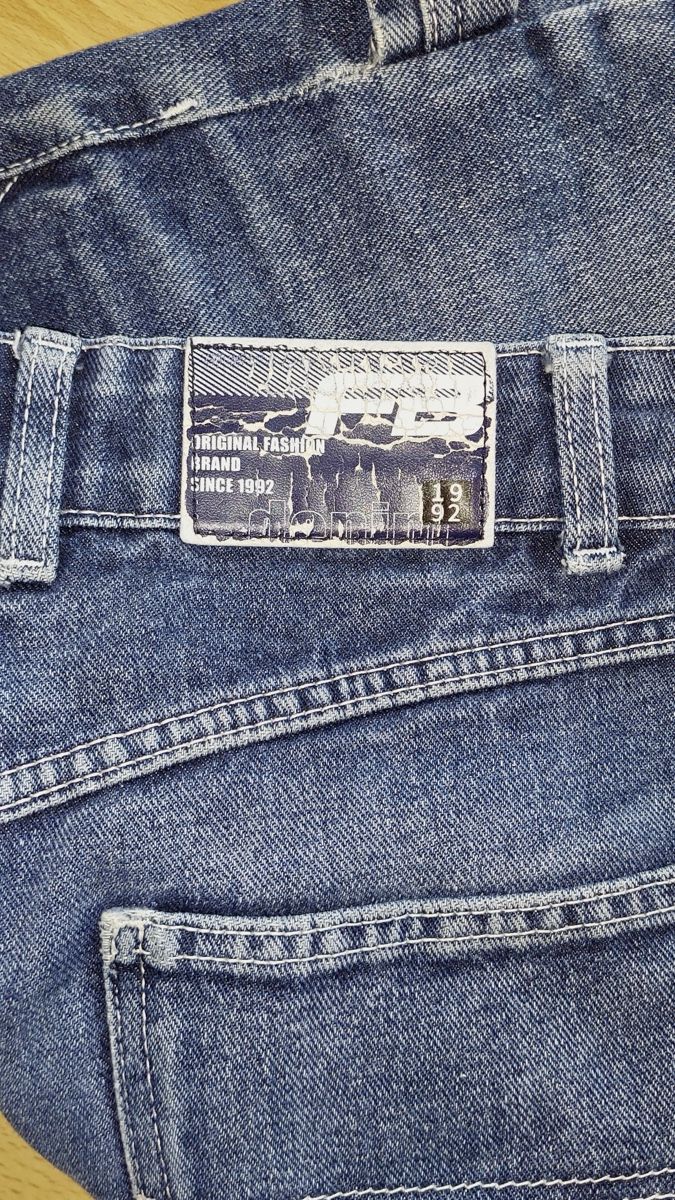 Jeans: Jeans cargot bleus taille M – Usato da Épalinges venduto da lola_vp_99 5
