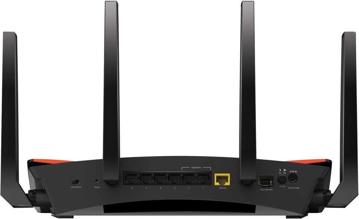 Netgear Modems & Router: Netgear XR700 Nighthawk®  Pro Gaming Router – Gebraucht aus Niederhelfenschwil von  1