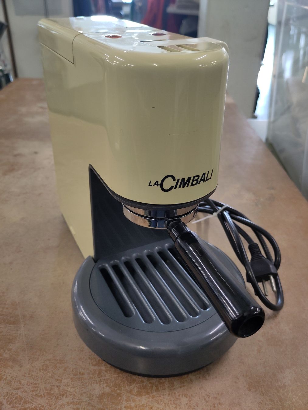 Cimbali Macchine per caffè & Macchine per espresso: La Cimbali Kolben Espressomaschine – Difettoso da Pratteln venduto da Cartonsducoeur_bl 2