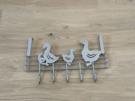 Garderobenleiste für die Tür 