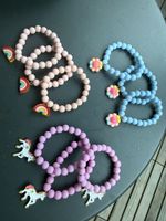 9 Mädchenarmbänder – Einhorn, Regenbogen & Blumen – neu
