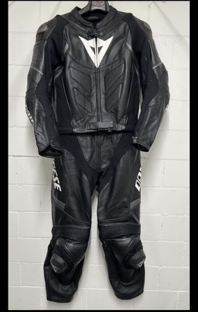 Dainese 2-teiliger Lederkombi Grösse 50//Laguna Seca