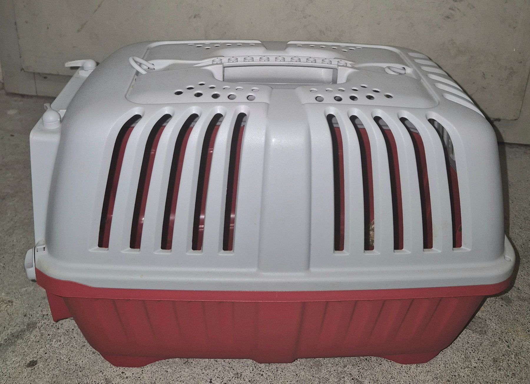 Käfige, Transport & Sicherheit: Transport Tiere Box – Gebraucht aus Zürich von yam_5dw6